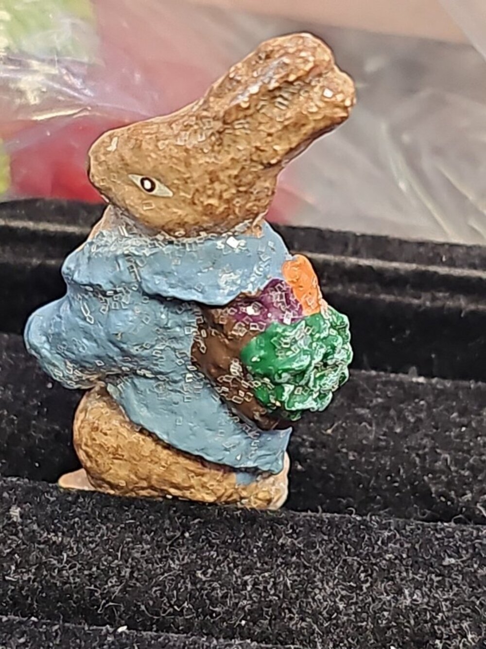 Brooch/pin"From The Nickel To The Hansnickel"Enesco Corp #311006